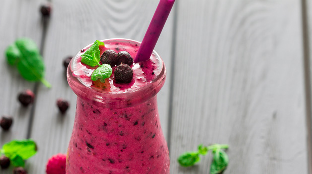 berry-smoothies-minuman-segar-untuk-menutrisi-kulit-dan-tubuh-pasca-olahraga.jpg